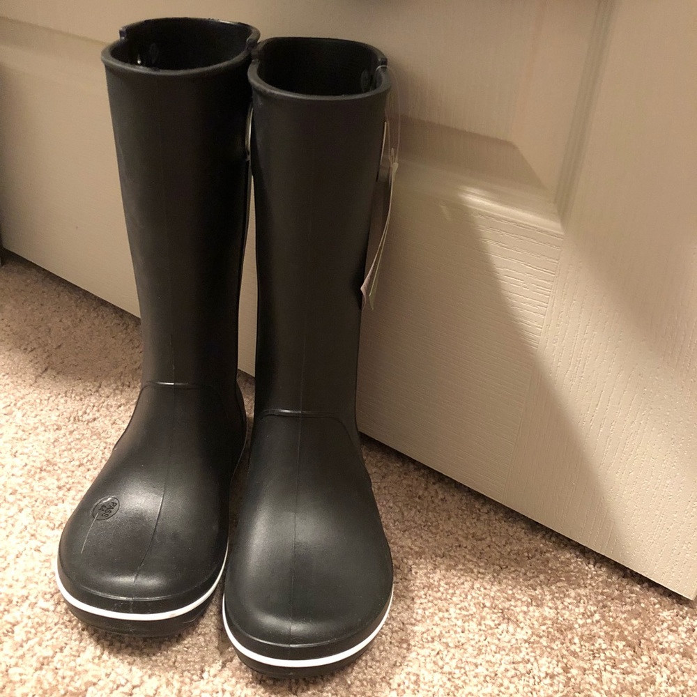 NWT Crocs rain boots